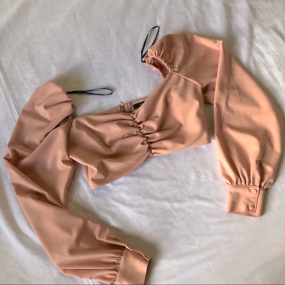 ✨NWOT Forever 21 Long Sleeved Crop top✨